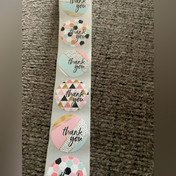 Thank You Stickers Self Adhesive Labels 500 piece, 1” Diameter, NWT, - Picture 2 of 10
